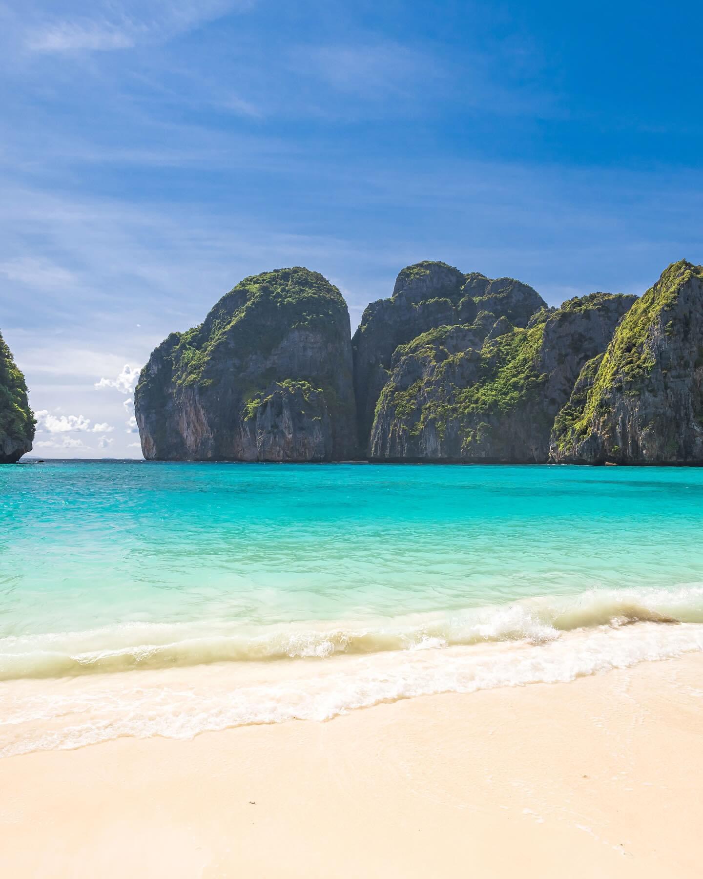 Phi Phi + Maya Bay + Khai Islands Standard Tour by Speed Boat
