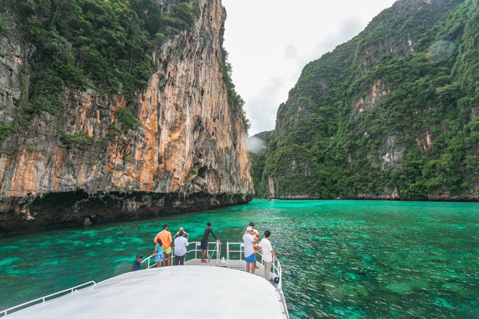 Phi Phi + Maya Bay + Khai Island by premium Catamaran Speedboat